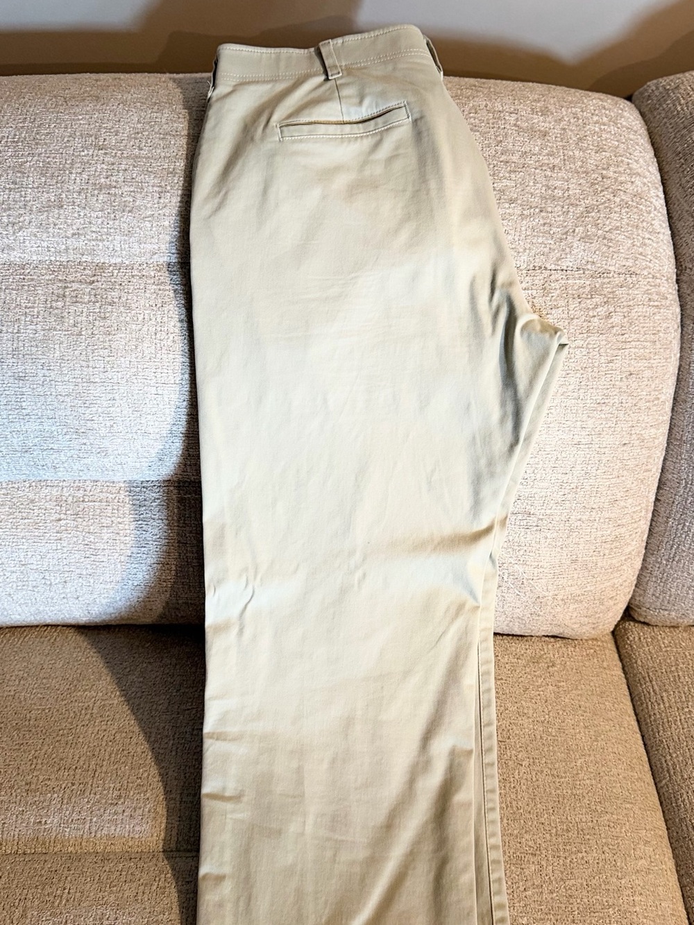 Lee Extreme Comfort Men's Chino Pants in Light Tan